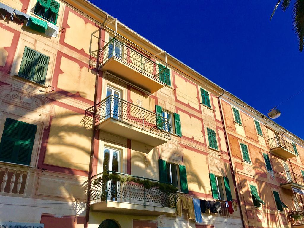 Casa Giulia - Apartment Beachfront With 2 Bedrooms, Air Conditioning And Private Parking, Just 30 Meters From The Beach Сестри-Леванте Экстерьер фото
