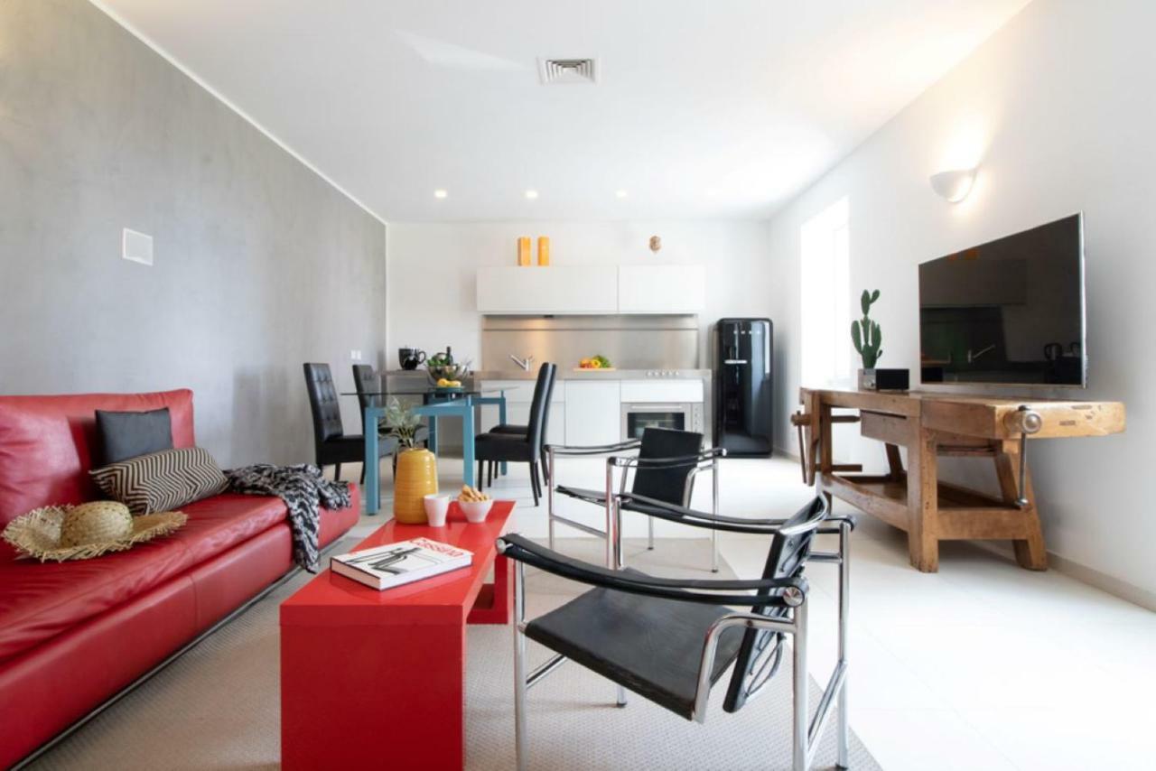 Casa Giulia - Apartment Beachfront With 2 Bedrooms, Air Conditioning And Private Parking, Just 30 Meters From The Beach Сестри-Леванте Экстерьер фото