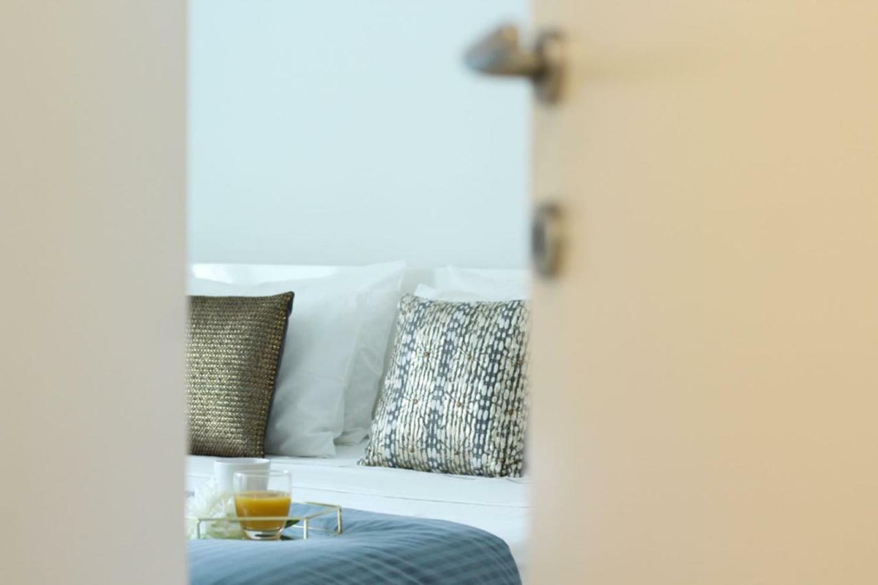 Casa Giulia - Apartment Beachfront With 2 Bedrooms, Air Conditioning And Private Parking, Just 30 Meters From The Beach Сестри-Леванте Экстерьер фото