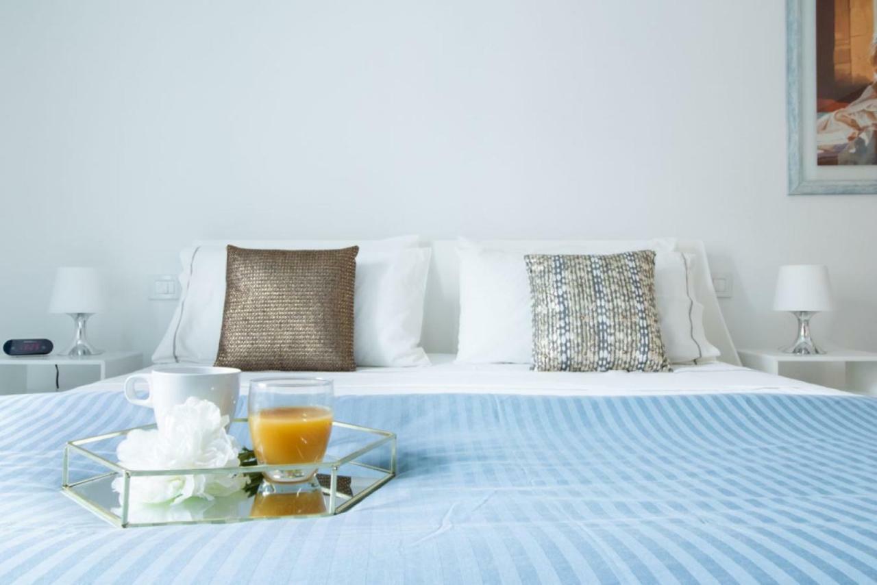 Casa Giulia - Apartment Beachfront With 2 Bedrooms, Air Conditioning And Private Parking, Just 30 Meters From The Beach Сестри-Леванте Экстерьер фото